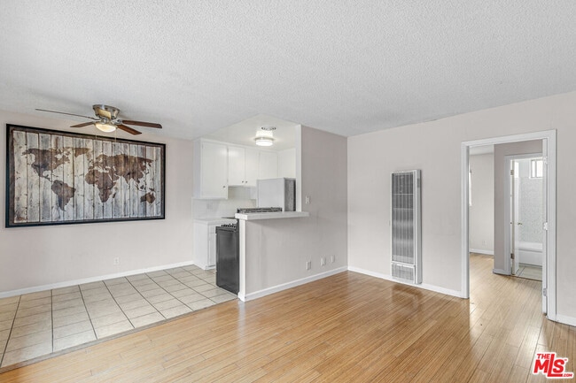 Building Photo - 2624 6th St Unit 6 Rental