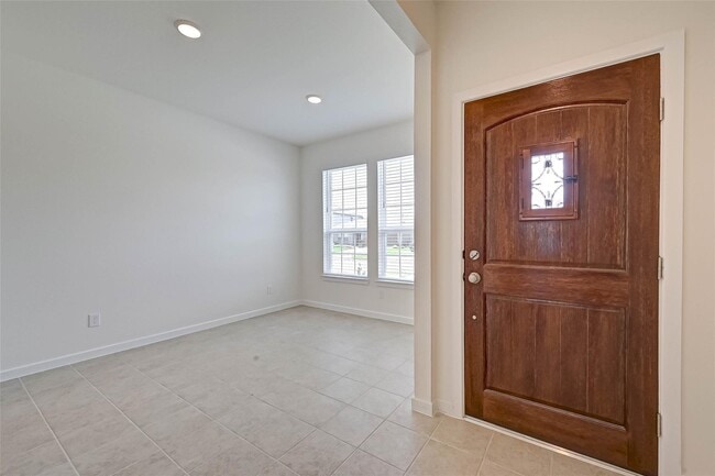 8022 Pinebrook Arbor Ct