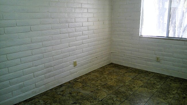 Photo - Adorable Single Level Eastside Duplex With Evaporative Air Located In Quiet Neighborhood