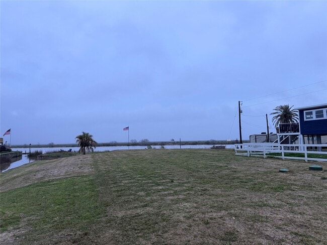 Photo - 5202 County Rd 469