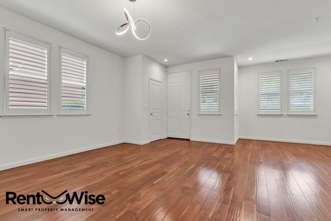 Photo - 25425 Huntwood Ave