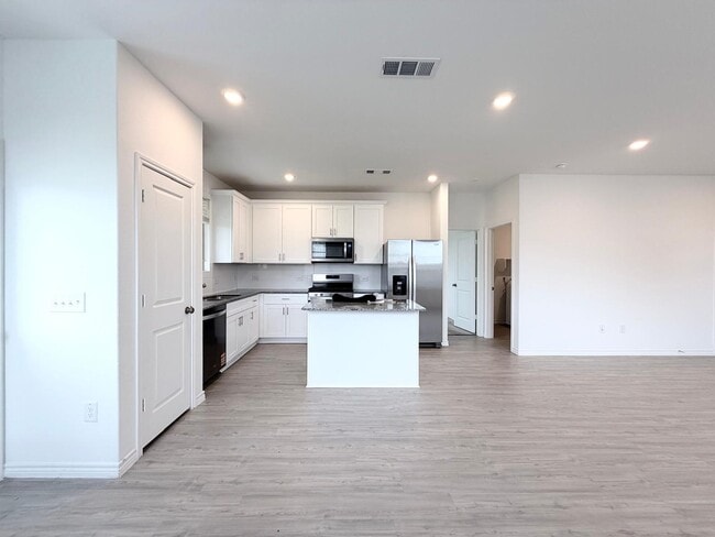 Photo - 1372 Bright Hl Dr