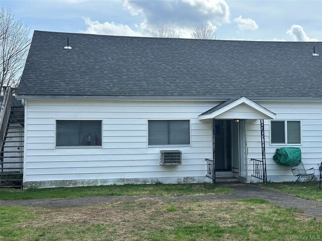 Building Photo - 276 Fosler Rd Unit 2A