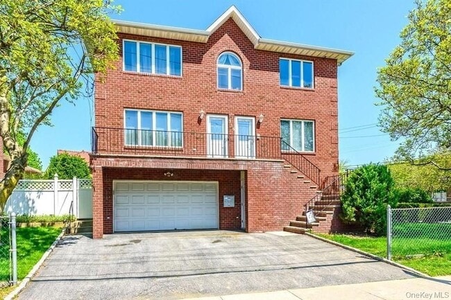 Building Photo - 315 Washington Ave