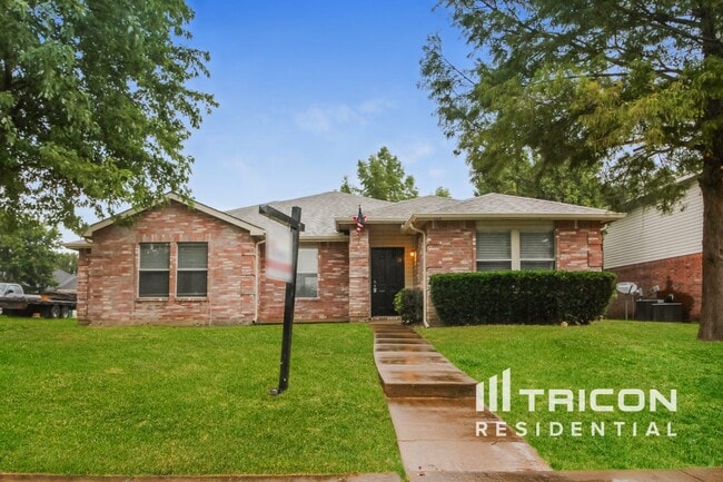 Building Photo - 647 Bluechalk Drive Cedar Hill TX Rental