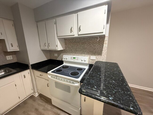 Photo - 744 W Gordon Terrace Unit 204