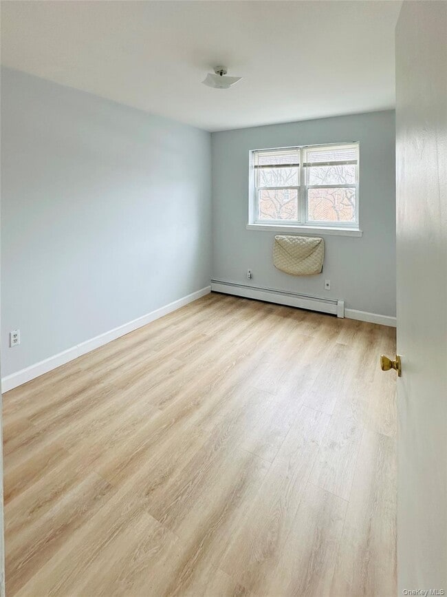 Building Photo - 16-21 200th St Unit 1FL