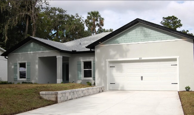 Photo - 377 Palm Dr