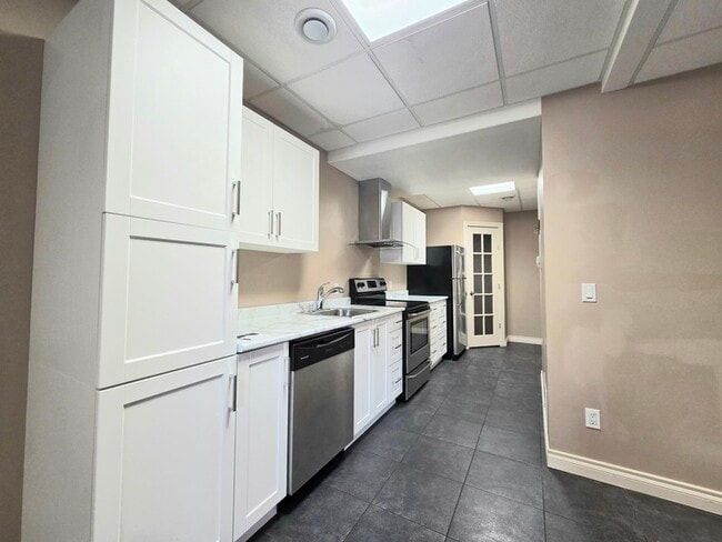 Photo - 7542-7580 80 Ave NW Unit Basement