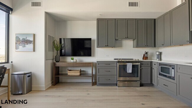 1740 36th St Unit 1214