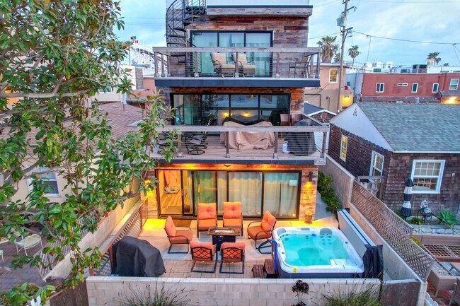 Photo - 747 Island Ct Townhome