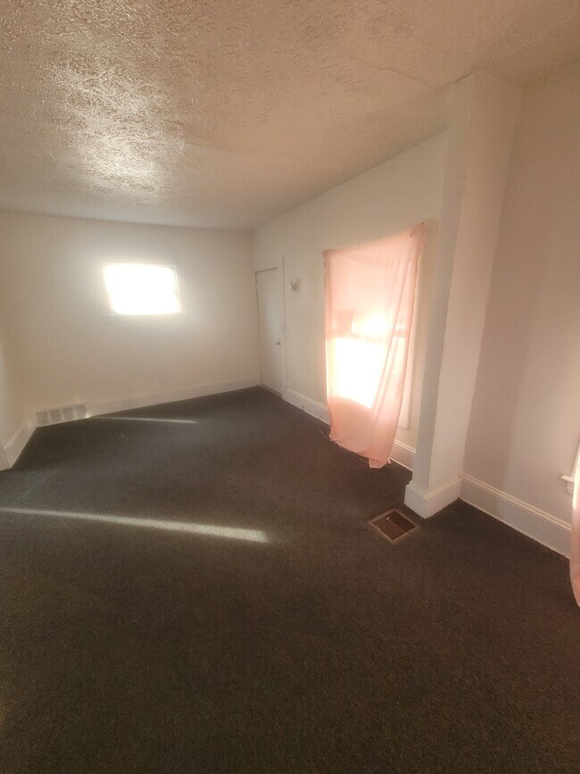 Photo - 10117 Hampden Ave