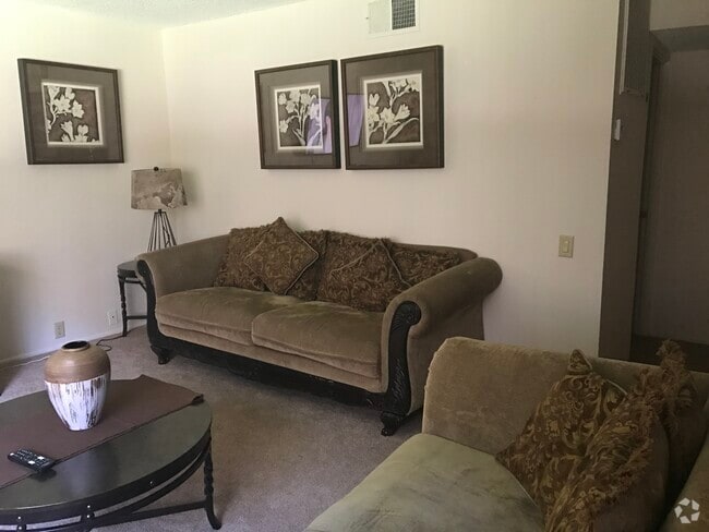 Building Photo - 400 N Sunrise Way Unit 169 Rental