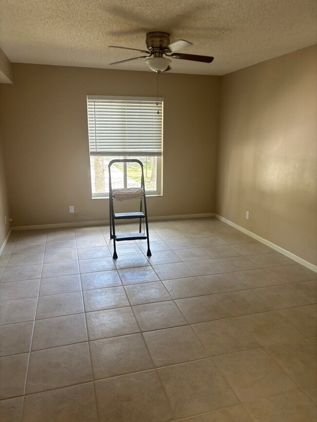 Photo - 2504 SE Anchorage Cove Unit C2