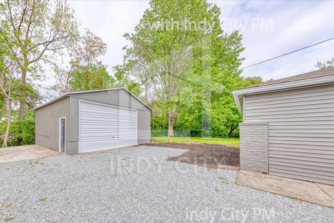 Photo - 1144 McDougal St