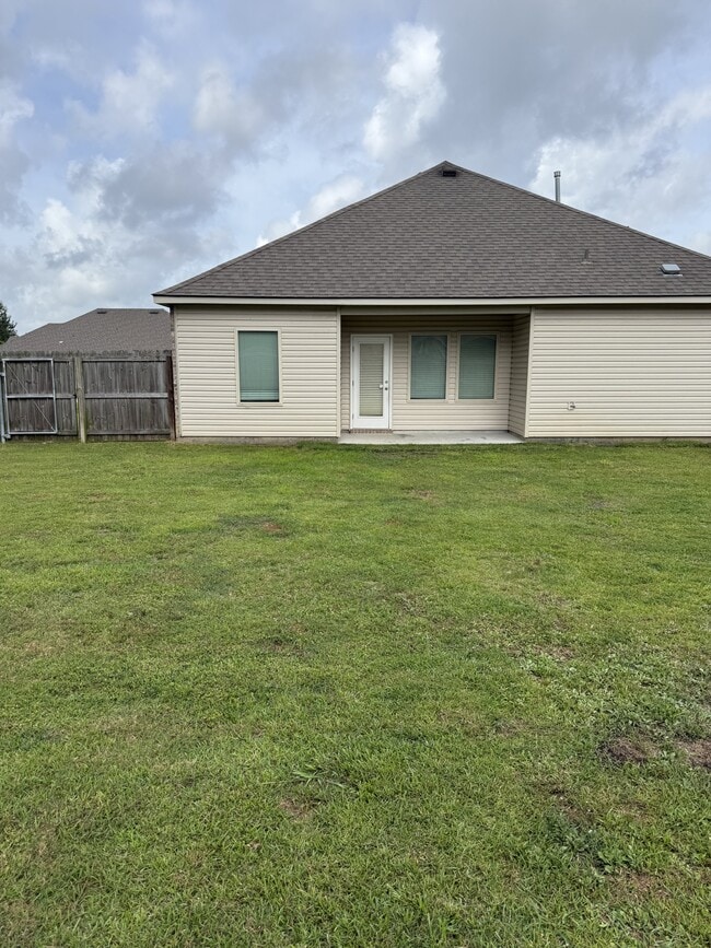Photo - 40344 Sedgwick Ln