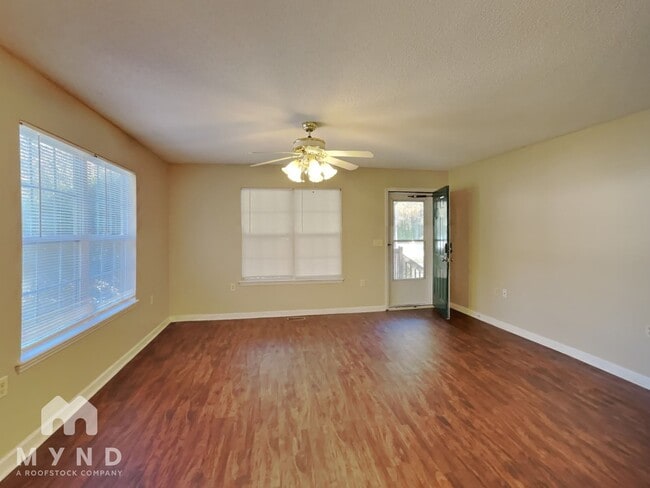 Photo - 202 Jubilee Dr