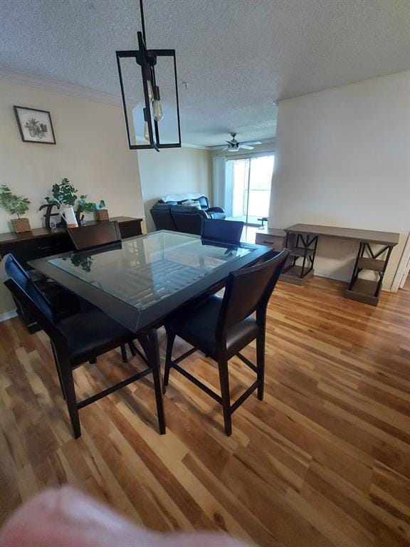 Building Photo - 1909 Summer Club Dr Unit 211