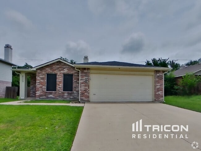 Building Photo - 8009 Mosstree Dr Rental