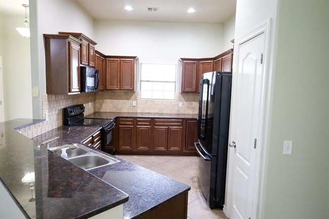 Photo - 2704 NE 129th St