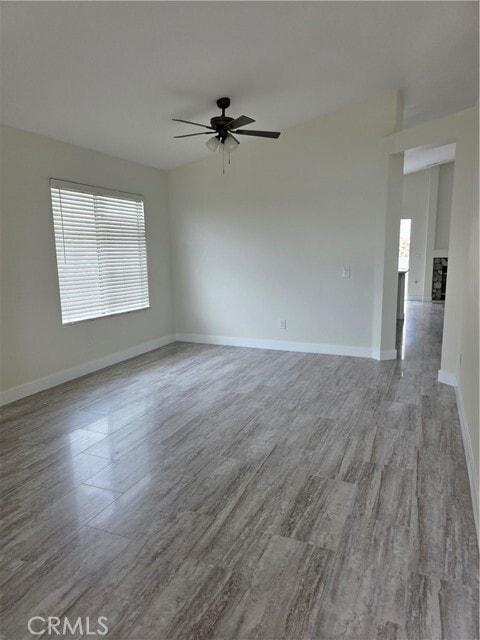 2874 W Calle Vista Dr