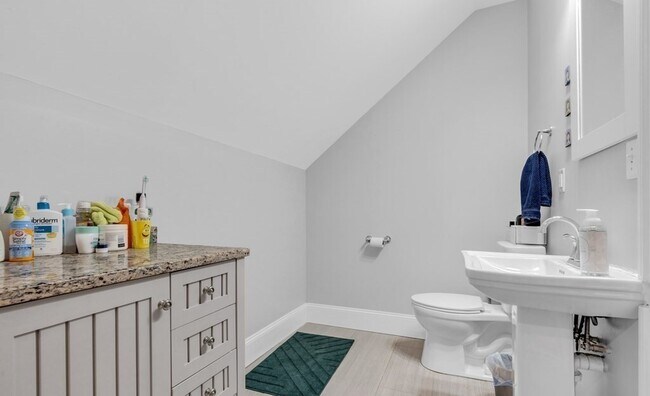 Photo - 180 Saint Alphonsus St