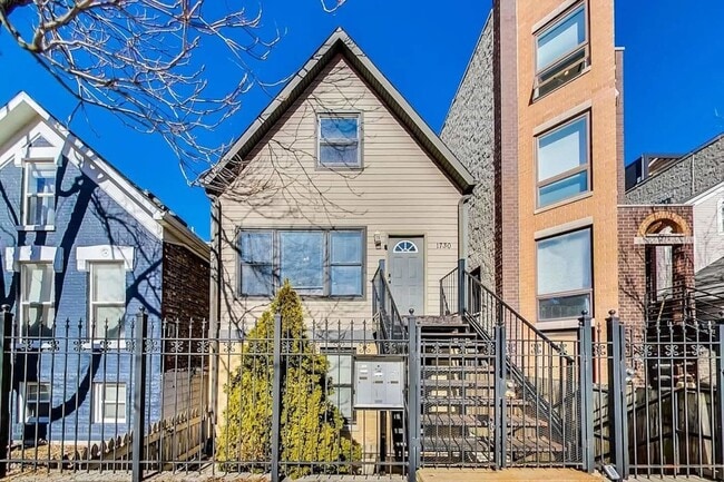 Building Photo - 1730 W Beach Ave