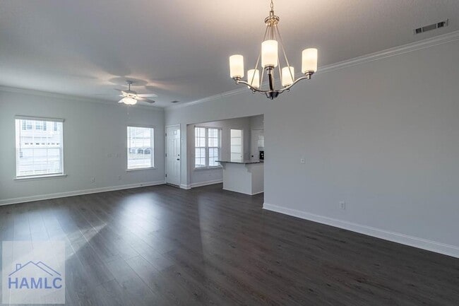 Photo - 260 Rutledge Dr