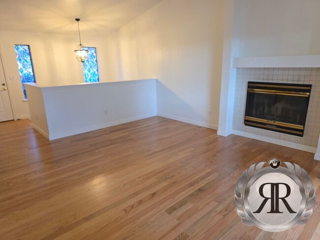 Photo - 2 Bedroom, 1 1/2 Bath, Updated!