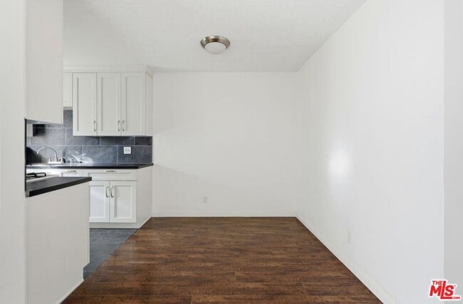 Photo - 1475 S Wooster St Unit 3