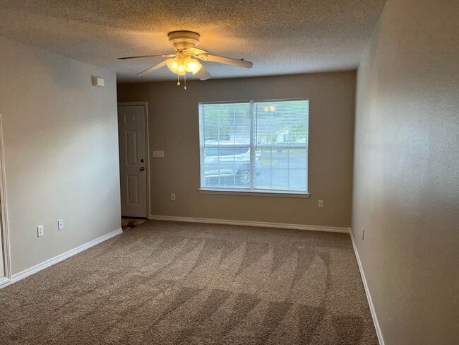 Photo - 224 Runnymeade Dr