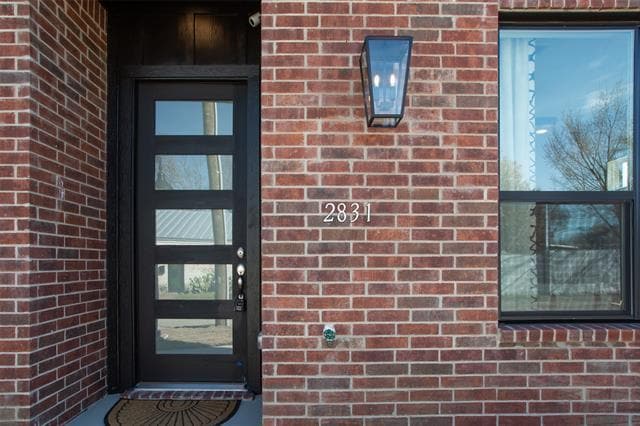 Photo - 2807 Stanley Ave