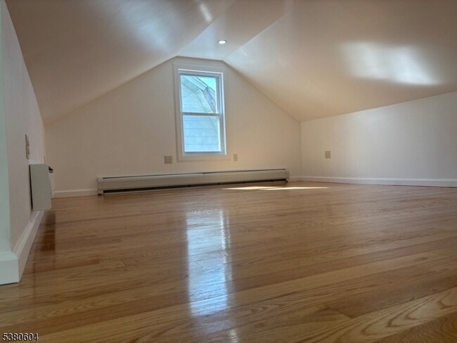 Photo - 185 Merselis Ave Unit 2