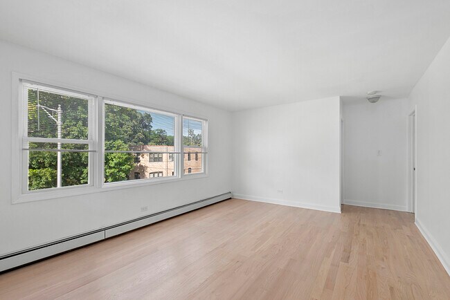 Photo - 7121 W 110th St Apartamento Unidad 2E