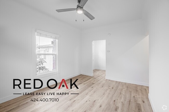 Building Photo - 247 S Alexandria Ave Unit 204 Rental