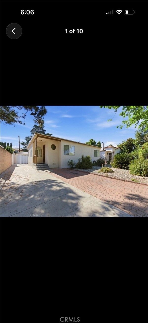 Building Photo - 7307 Tyrone Ave