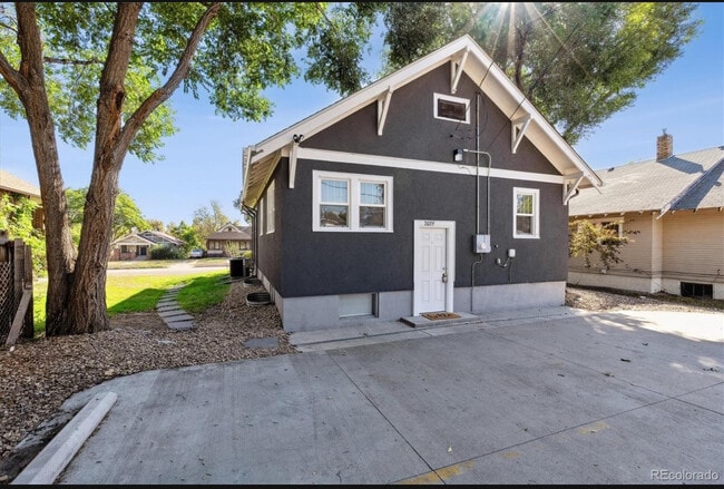 Photo - 2029 8th Ave