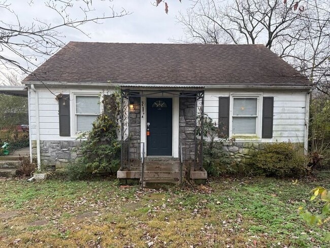 Building Photo - East Nashville Cottage - 2 Bedroom - Private Backyard