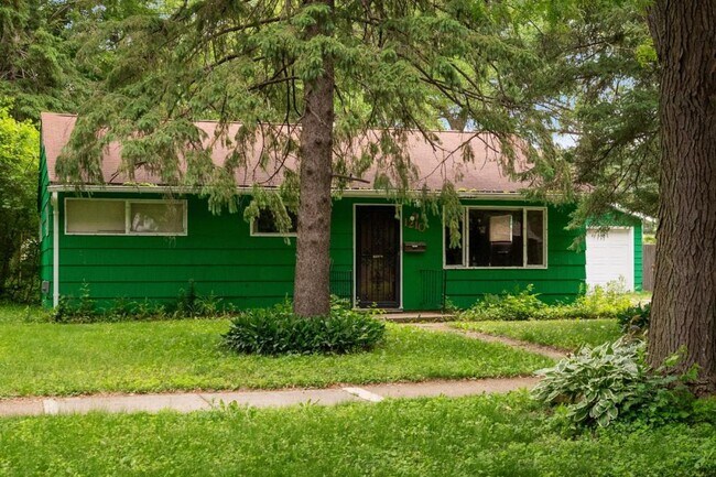 Photo - 1210 Blaine Dr