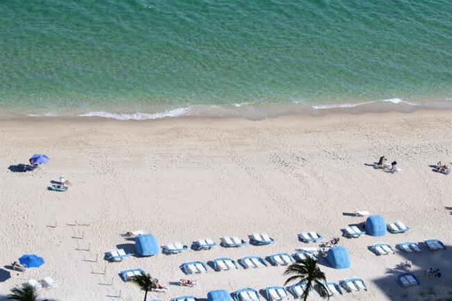 Photo - 3900 Galt Ocean Dr Unidad 914