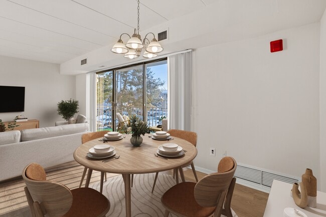 Photo - Imperial Manor III Apartments