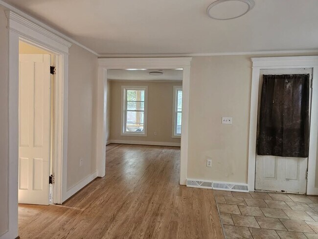 137 Tennyson Ave Unit 1