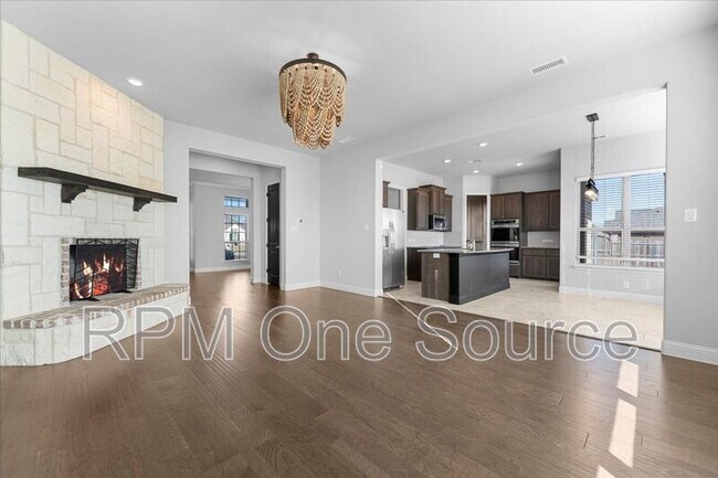 Photo - 6320 Starr Dr.