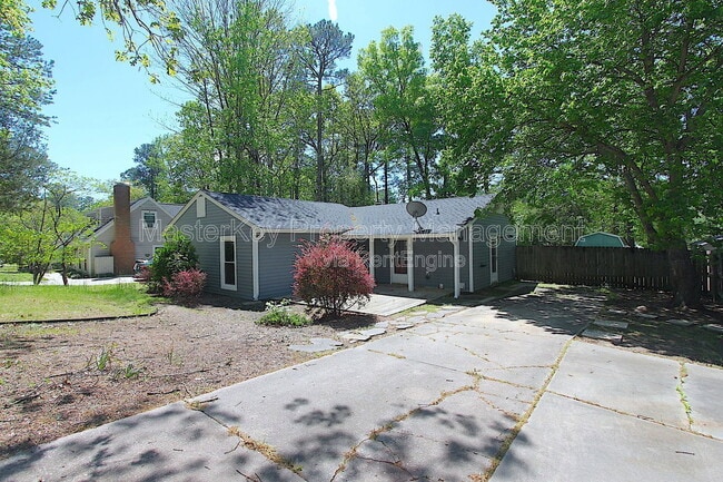 Photo - 1610 Burnley Dr