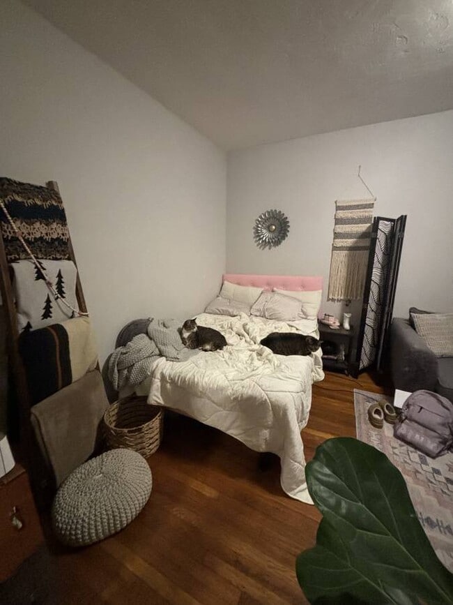 Photo - 4 Woodstock Ave