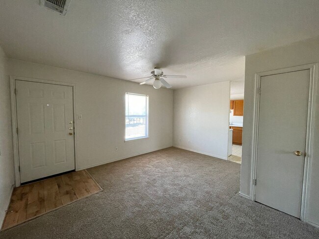 Photo - 1801 Cedarhill Dr Unidad Apt C