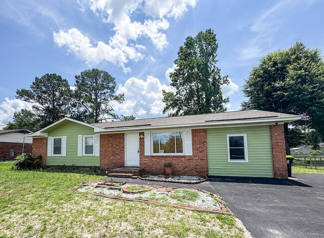 Available Soon: 3 Bedroom 2 Bathroom- No Pets - Available Soon: 3 Bedroom 2 Bathroom- No Pets Casa