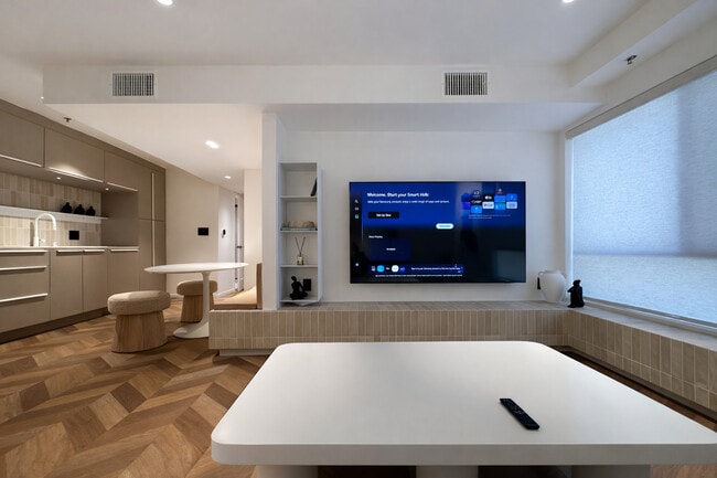 Photo - Burton Way Apartments