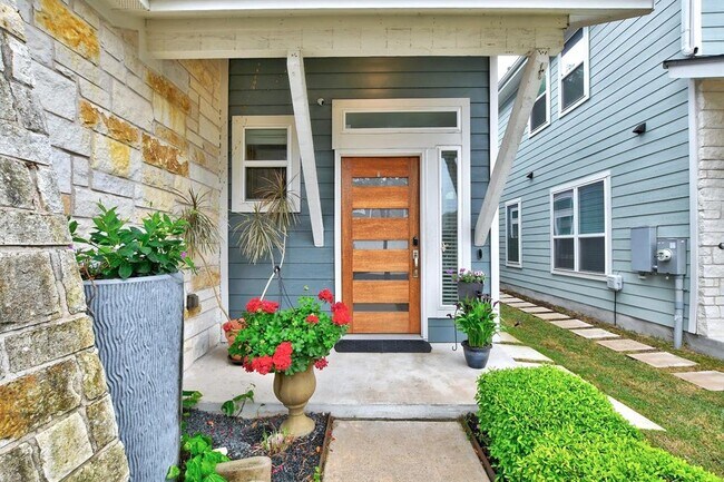 Photo - 1415 Homespun Rd