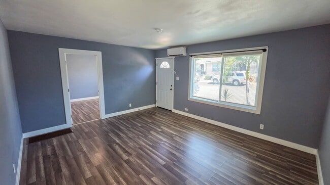 Building Photo - s7734 Unit B